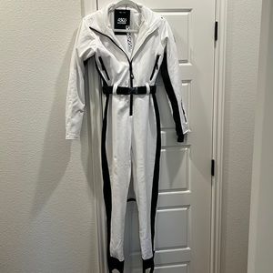 ASOS Ski Suit NWT Size 6